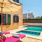 Willa Matias Maria By